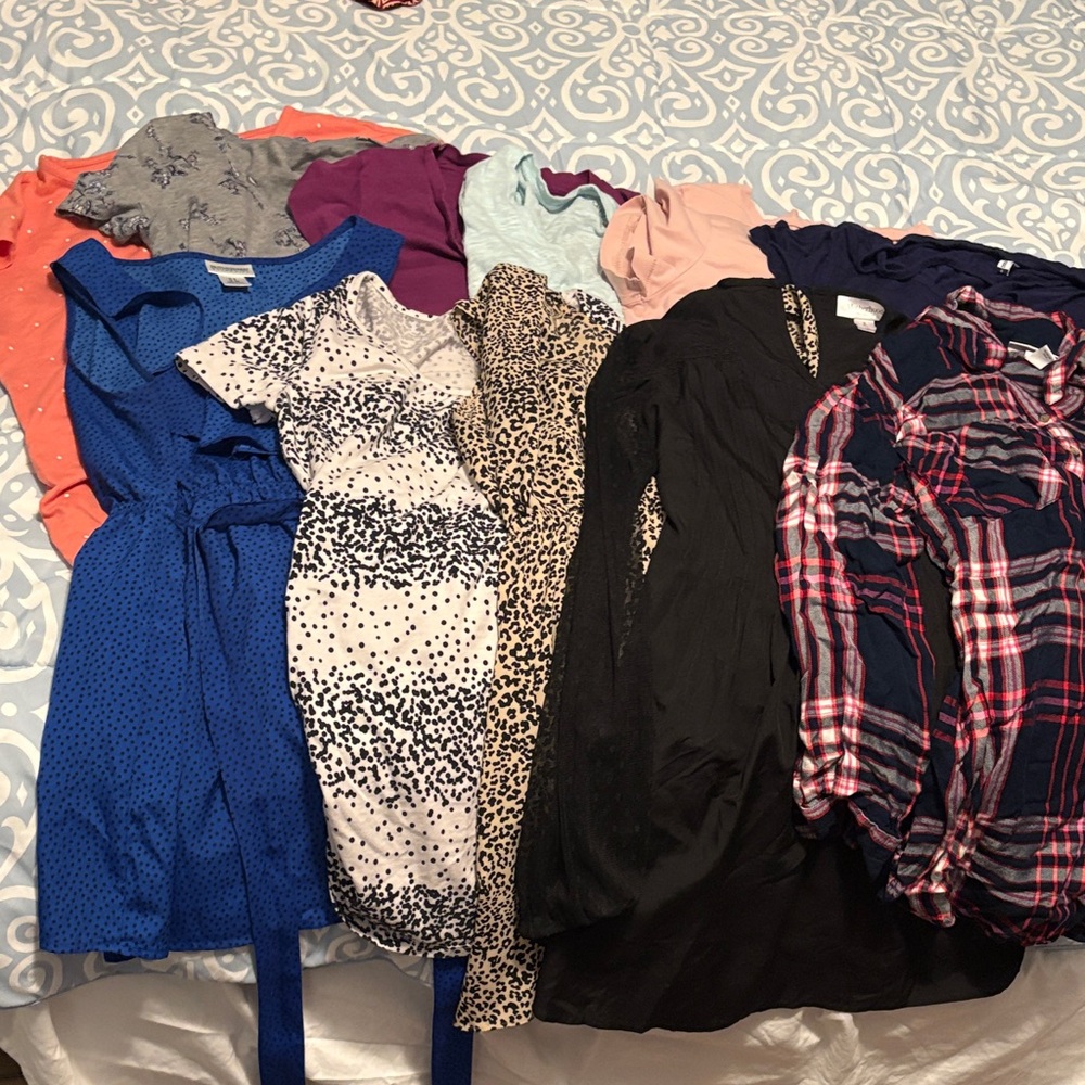 Maternity size small set tops, one XS